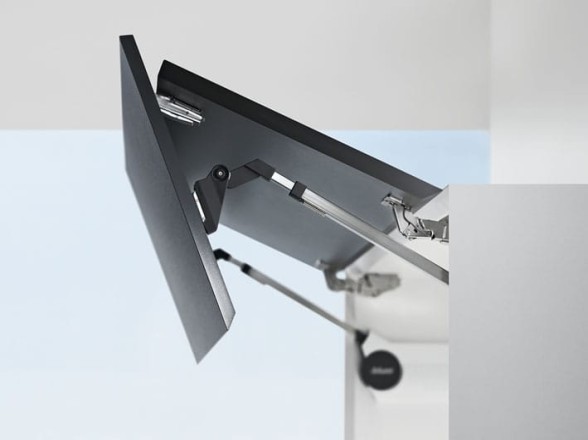 AVENTOS HF na vitrini