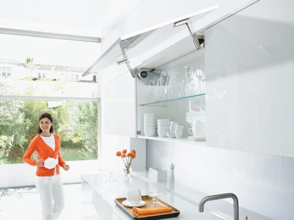 AVENTOS HS podiže veliki front